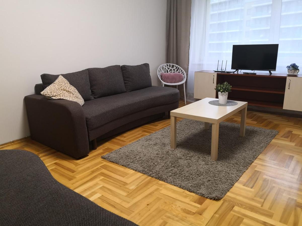 Laisves-Taikos Apartaments فيلنيوس المظهر الخارجي الصورة